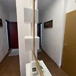 Kulenovic 库伦瓦库夫